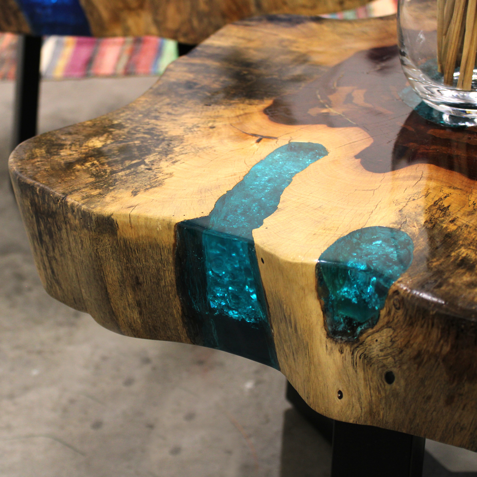 Tamarind and Resin Coffee Table - Aqua - Sudd