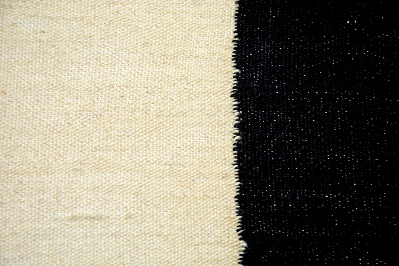 Handmade Black and White Kilim Rug | Woolen Carpet | Fybernots - Sudd