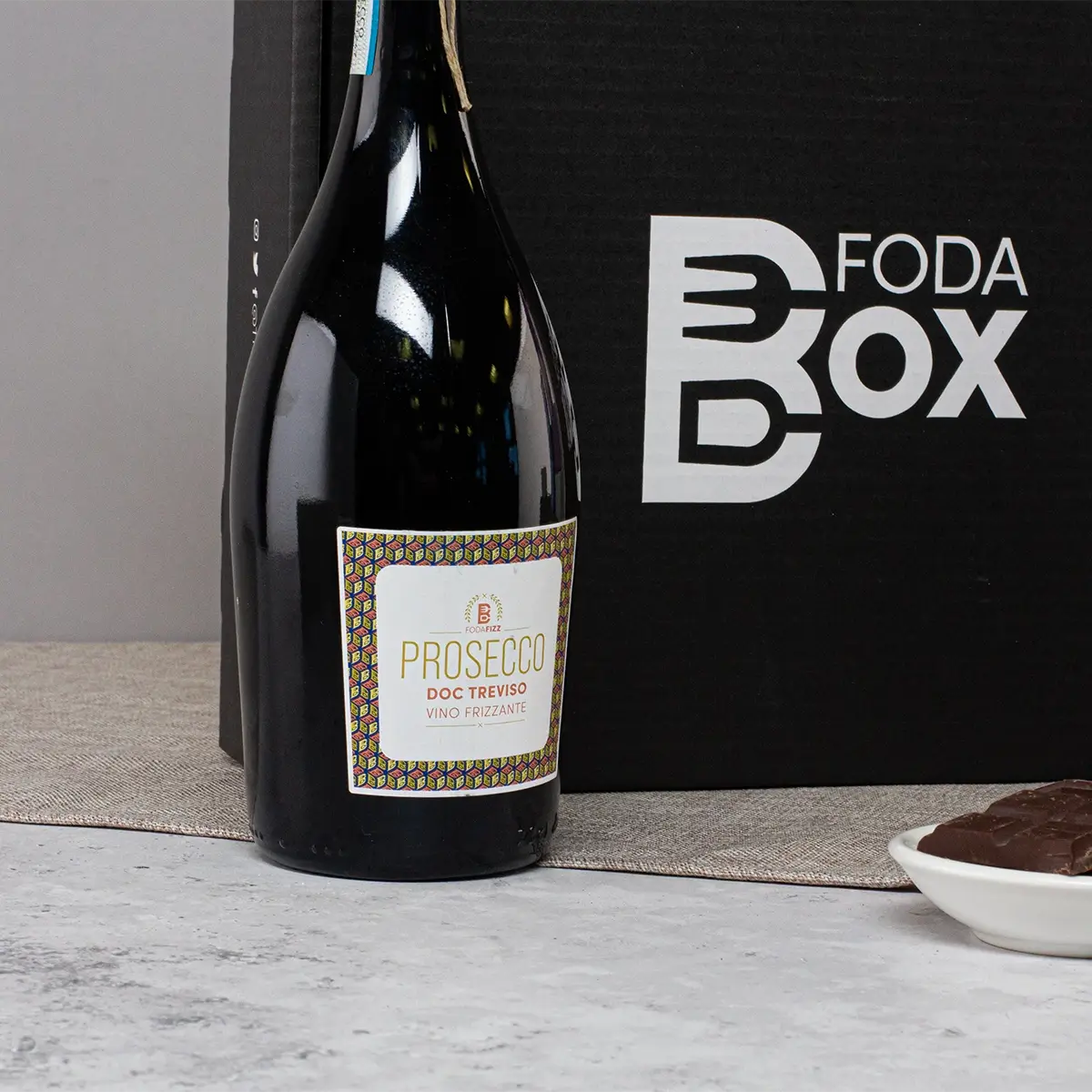 Prosecco and Chocolate Gift Box - Sudd