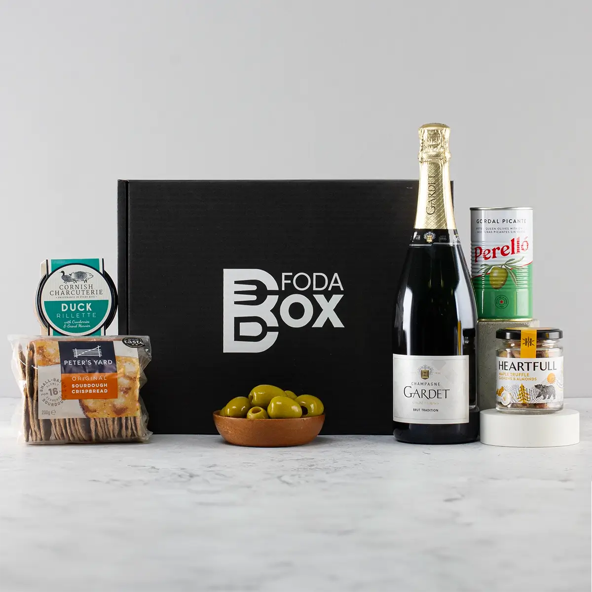 Champagne and Gourmet Appetisers Gift Box - Sudd