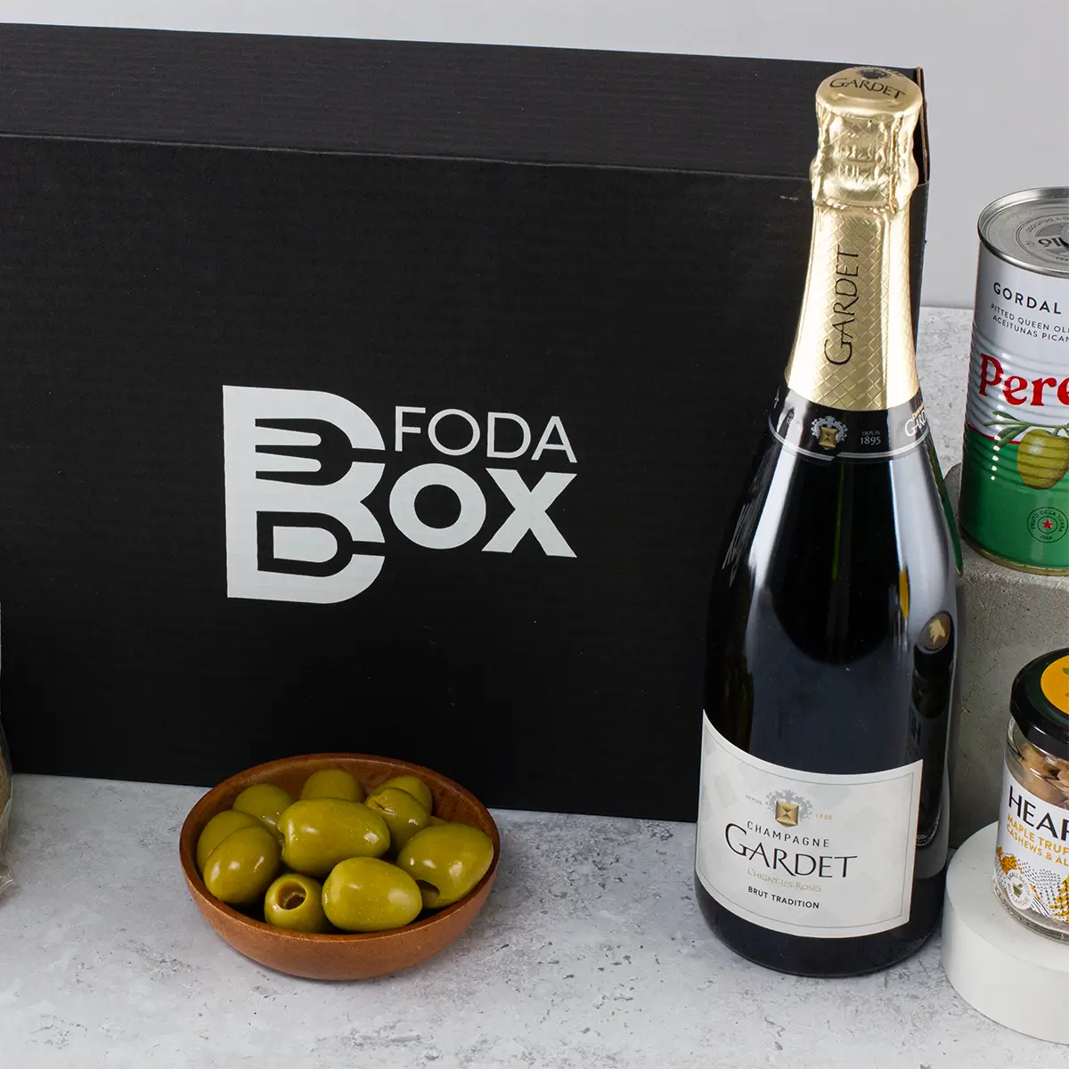 Champagne and Gourmet Appetisers Gift Box - Sudd