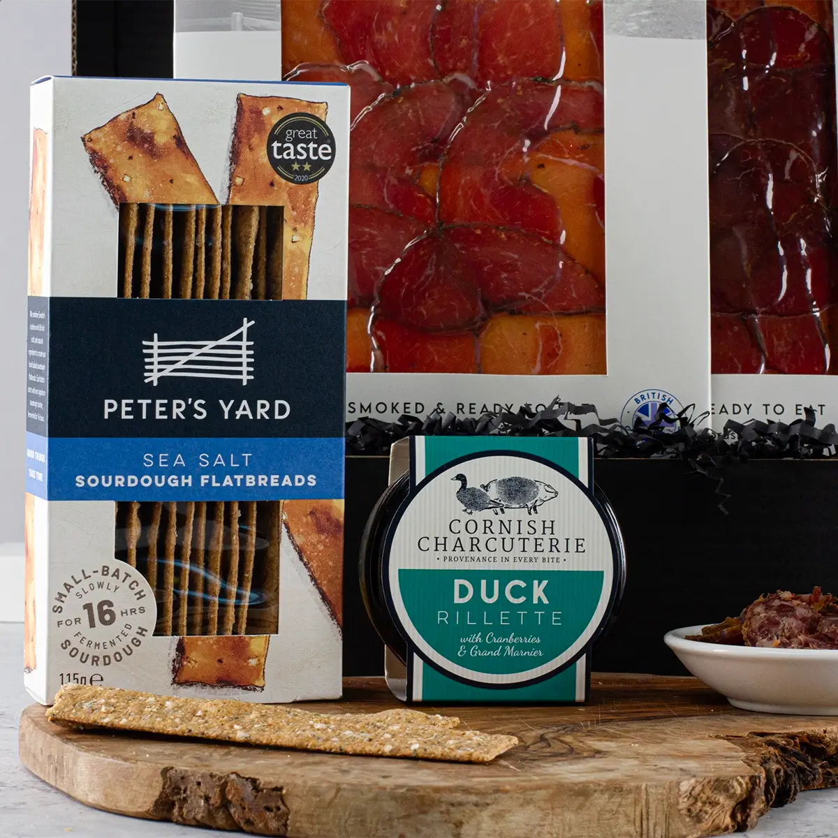 Deluxe Red Wine and Charcuterie Hamper - Perfect Gift for Any Occasion - Sudd