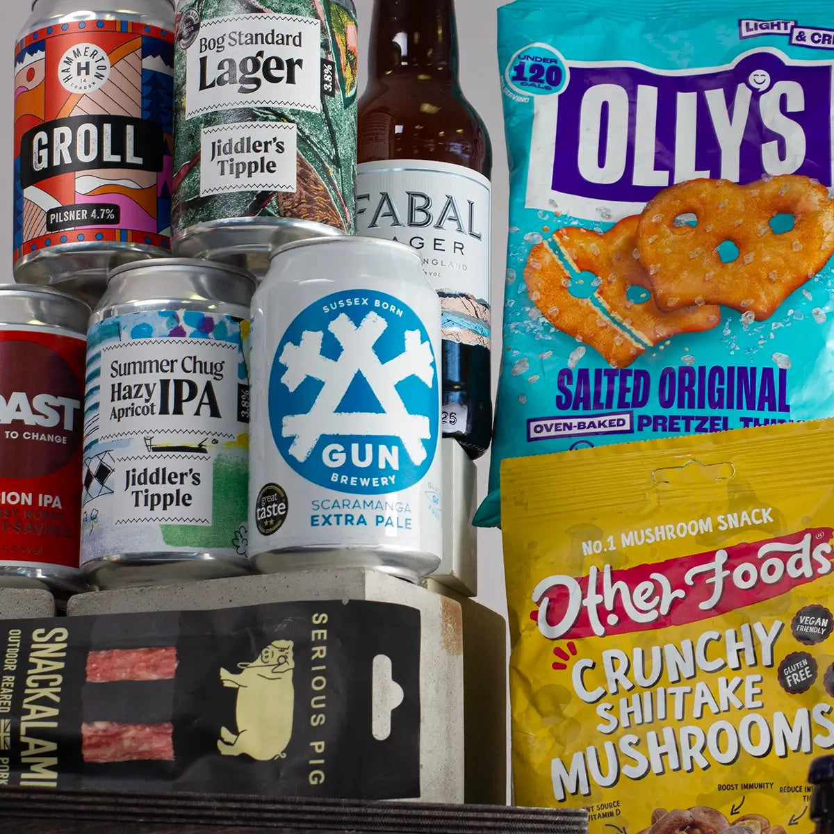 Spoil Dad with our Dad XXL Beer and Snacks Hamper - Perfect Christmas Gift! - Sudd